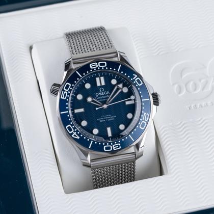 Seamaster Diver 300m James Bond No Time to Die 007 Blue 42mm