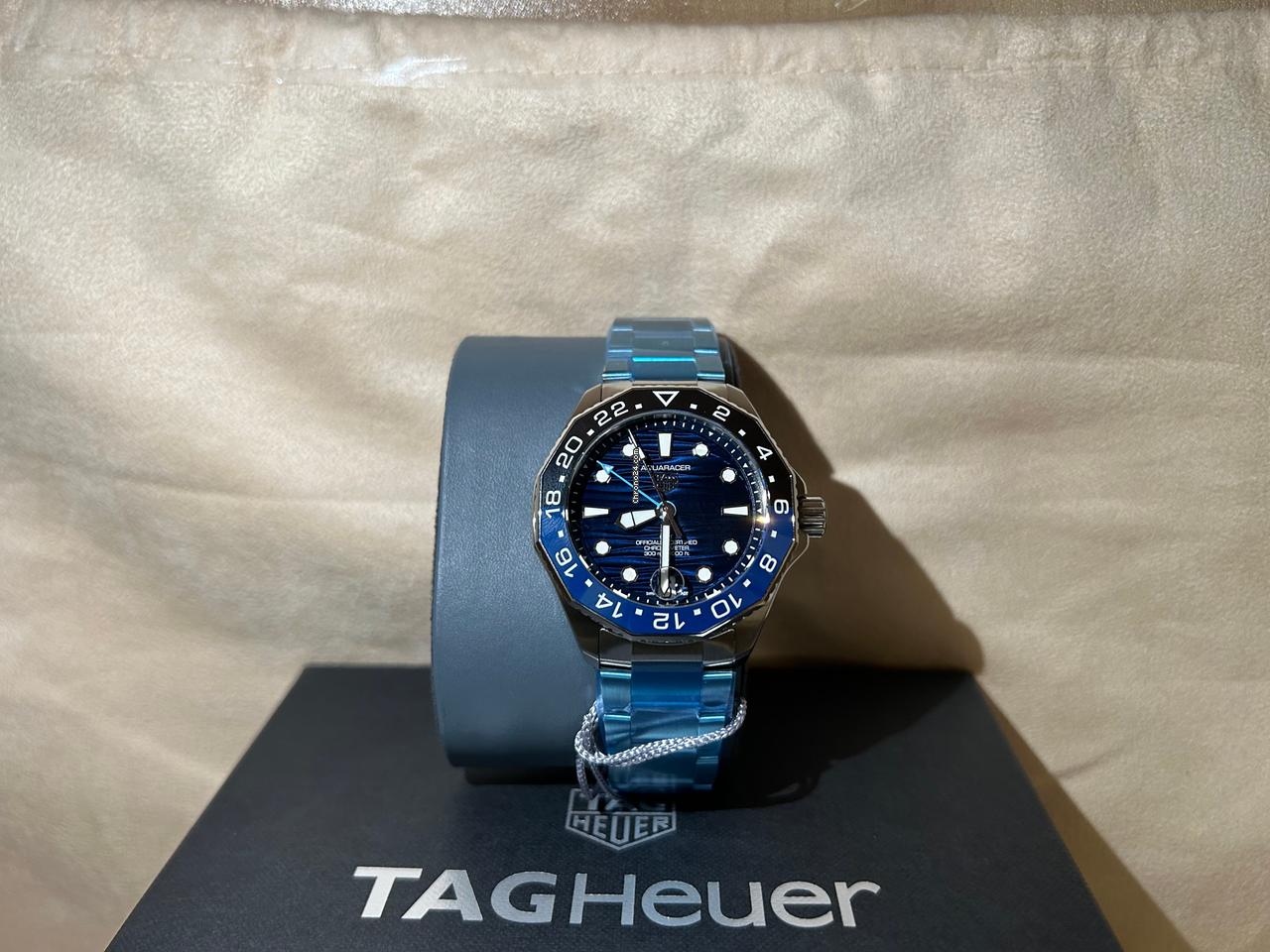Aquaracer Professional 300 GMT