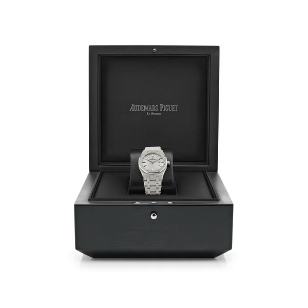 Royal Oak Lady Quartz Frosted SS Ref. 67653OR.GG.1263OR.02 33mm