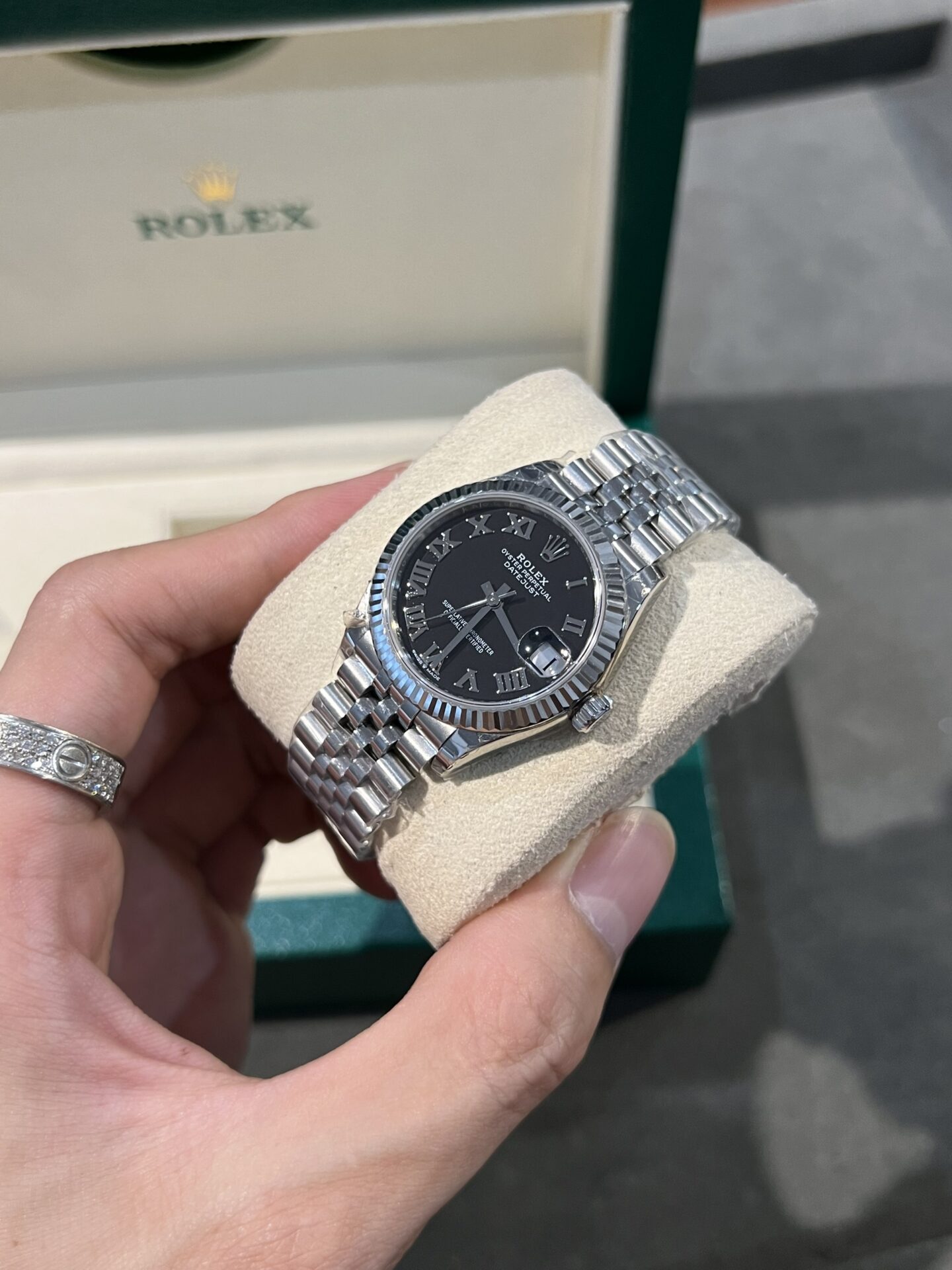 Rolex DateJust 31mm Replica Women’s Black Dial Clone