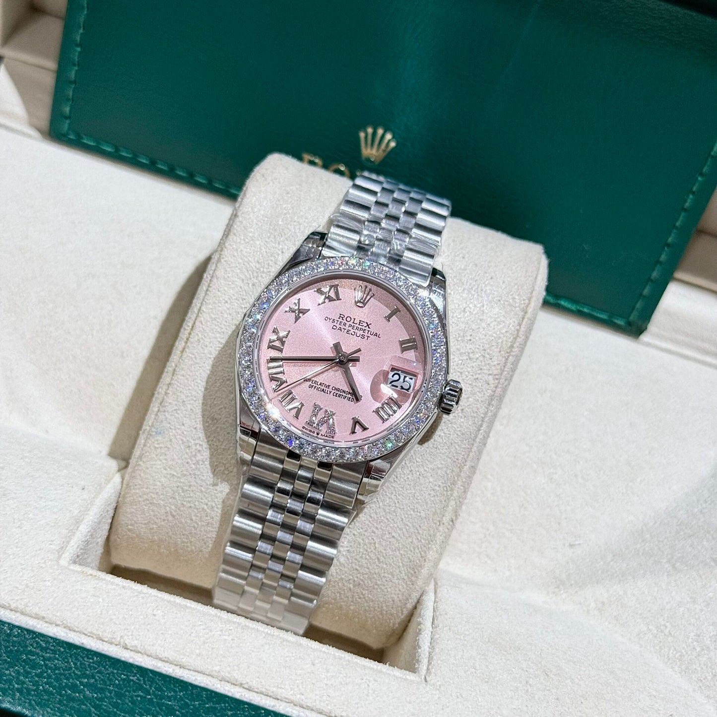 Rolex DateJust Replica Watch Moissanite Diamond Pink Dial 31mm Clone