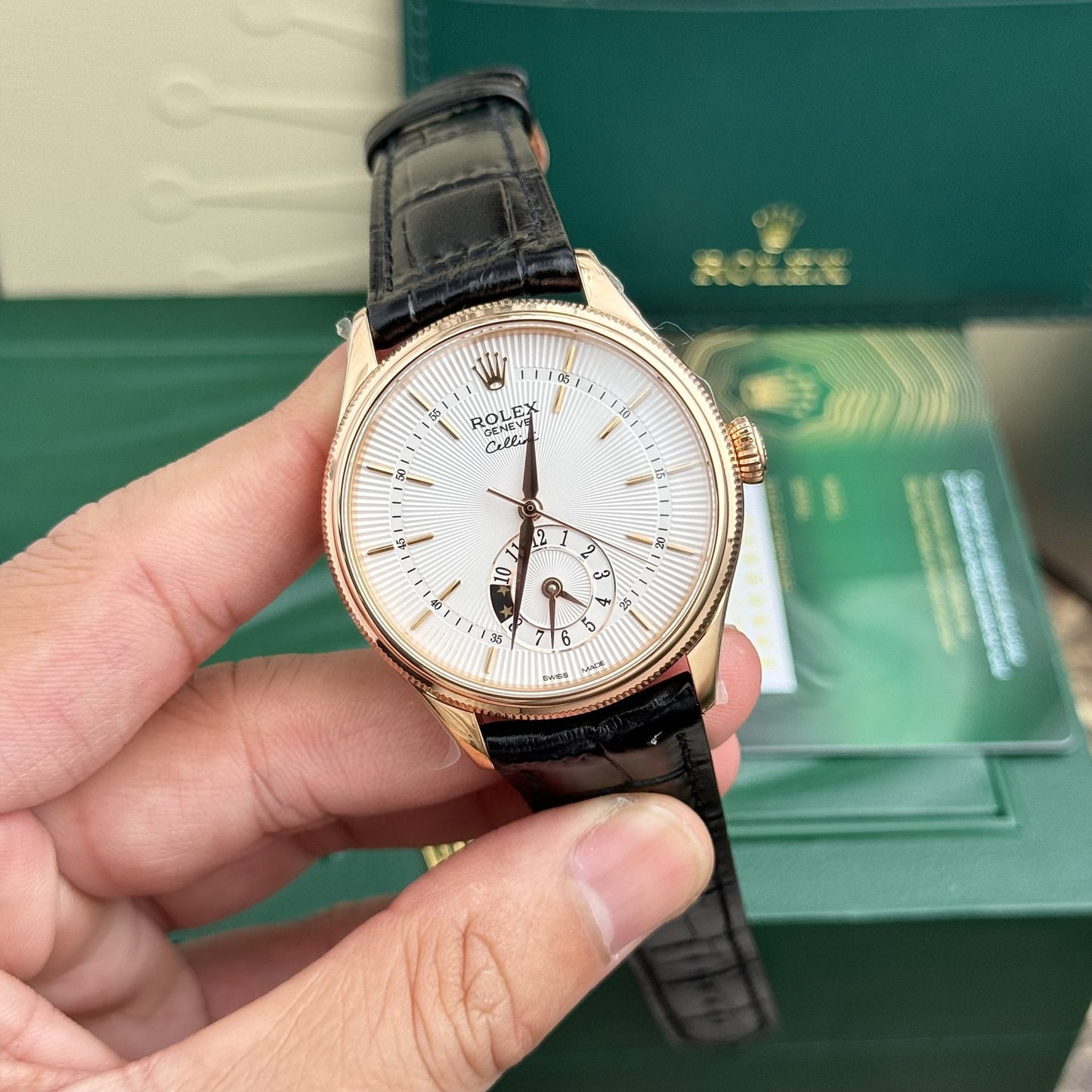 Rolex Cellini 50525 Replica White Dial Leather Strap 39mm Clone