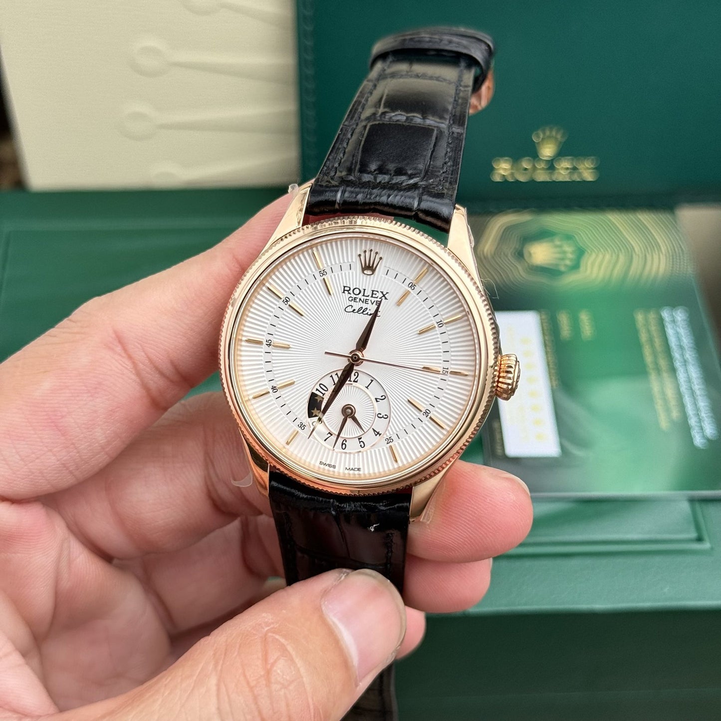 Rolex Cellini 50525 Replica White Dial Leather Strap 39mm Clone