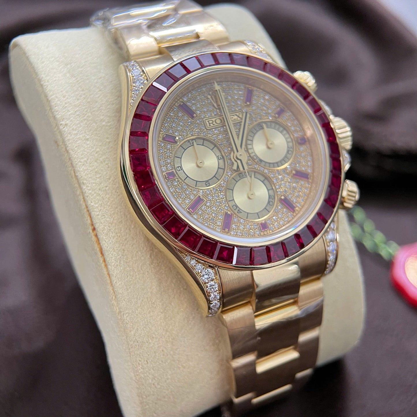 Rolex Cosmograph Daytona 126598TRU Replica Watch 18K Solid Gold + Ruby + Natural Diamonds 40mm Clone