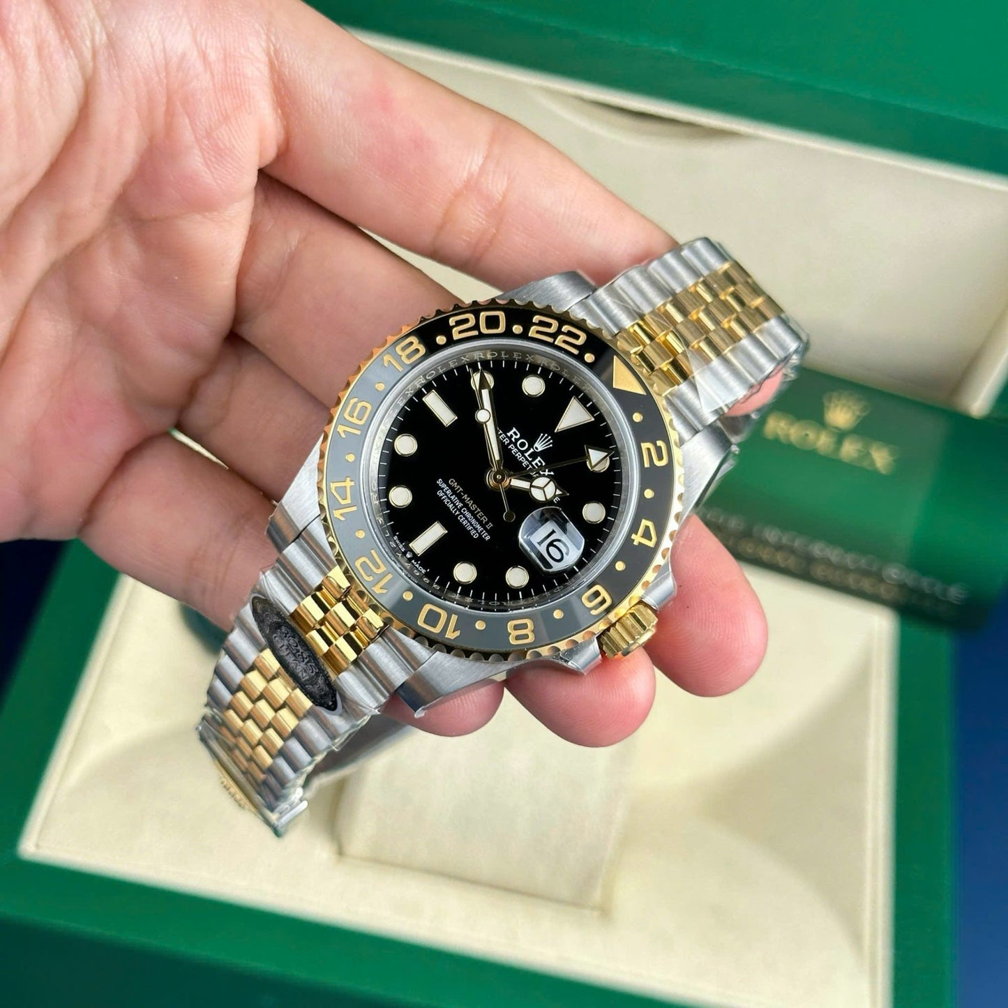 Rolex Replica Watch GMT-Master II 126713GRNR Black Dial Clean Factory 41mm