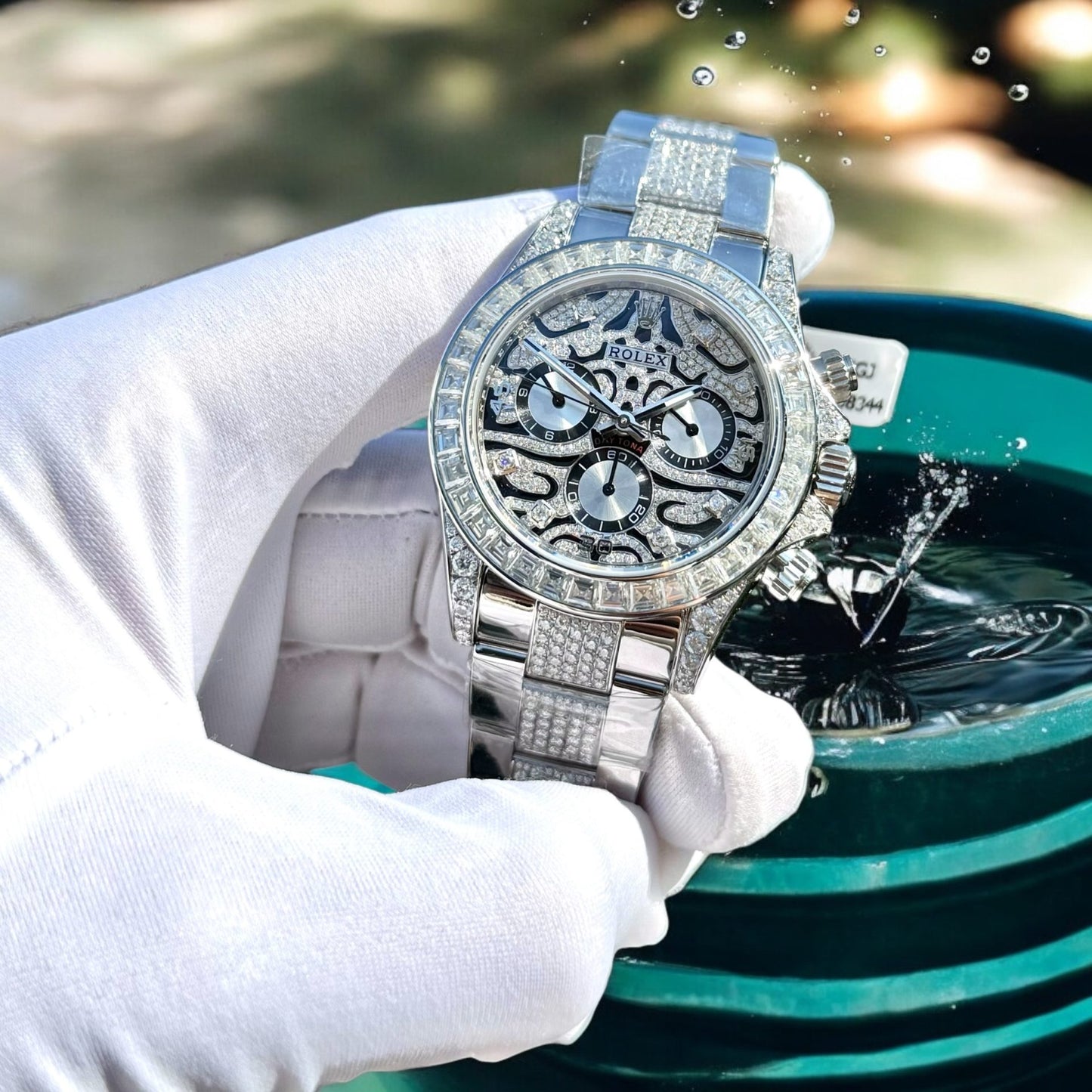 Rolex Cosmograph Daytona Eye Of The Tiger Customs Moissanite Diamonds Replica Watch 40mm Clone