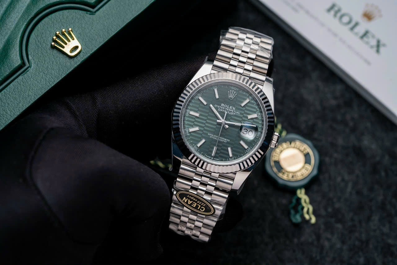 Rolex DateJust 126334 Replica Watch Green Dial Jubilee Strap Clean Factory 41mm