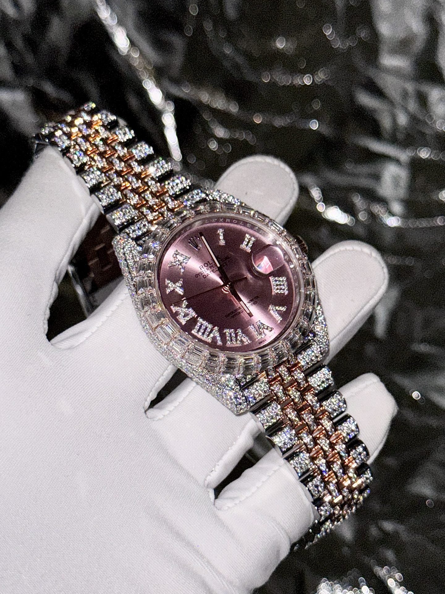 Rolex Replica Watch DateJust With Full Moissanite Diamond Pink Dial 41mm Clone