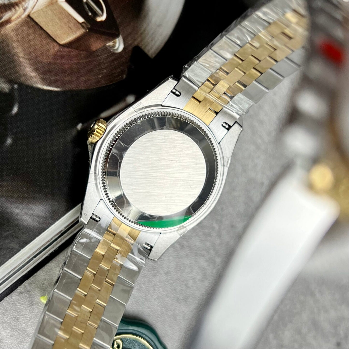 Rolex Best Replica Watch DateJust Mother of Pearl Dial Demi Gold Dial 31mm Clone