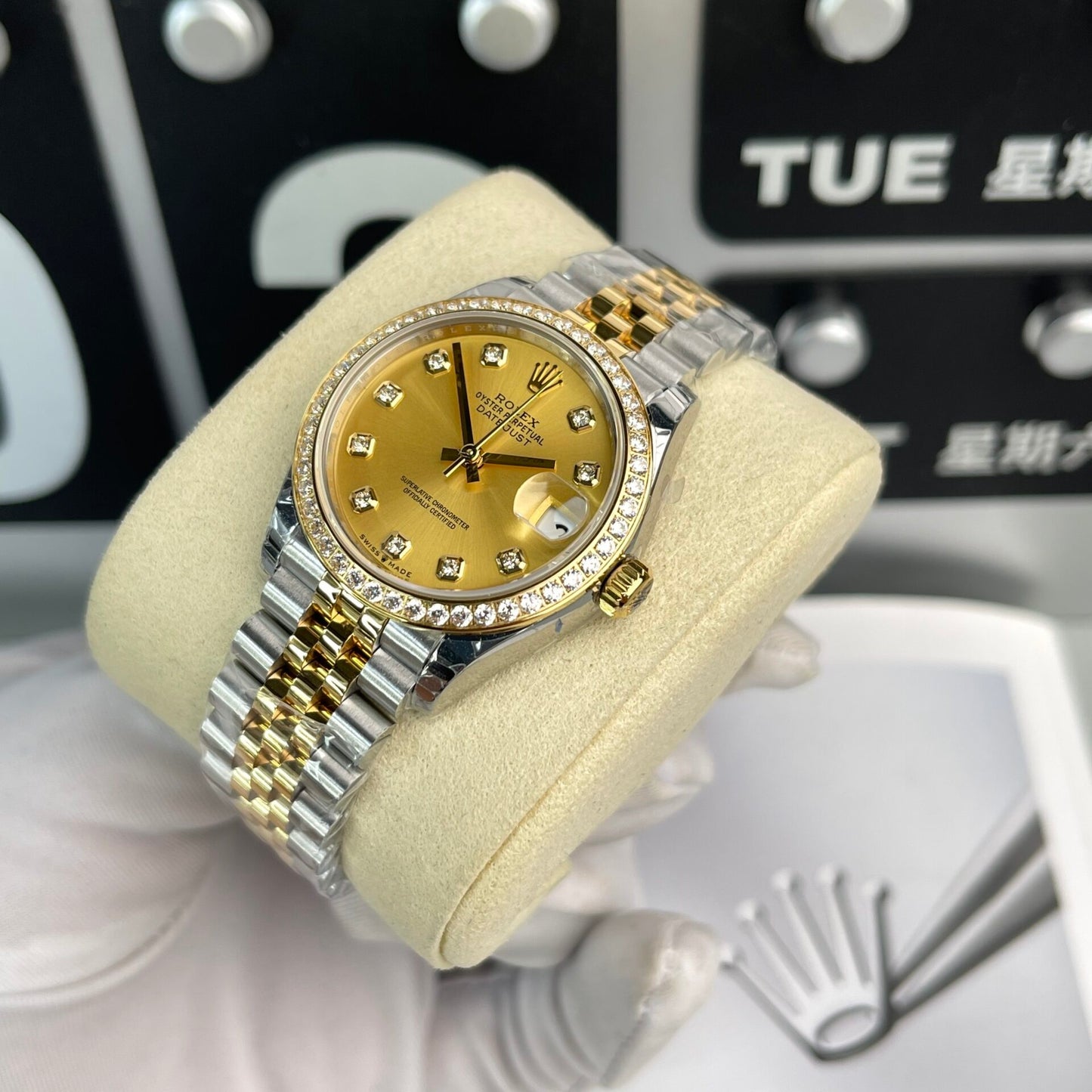 Rolex DateJust Women’s Replica Watch With Stone Bezel Champagne Dial EW Factory 31mm