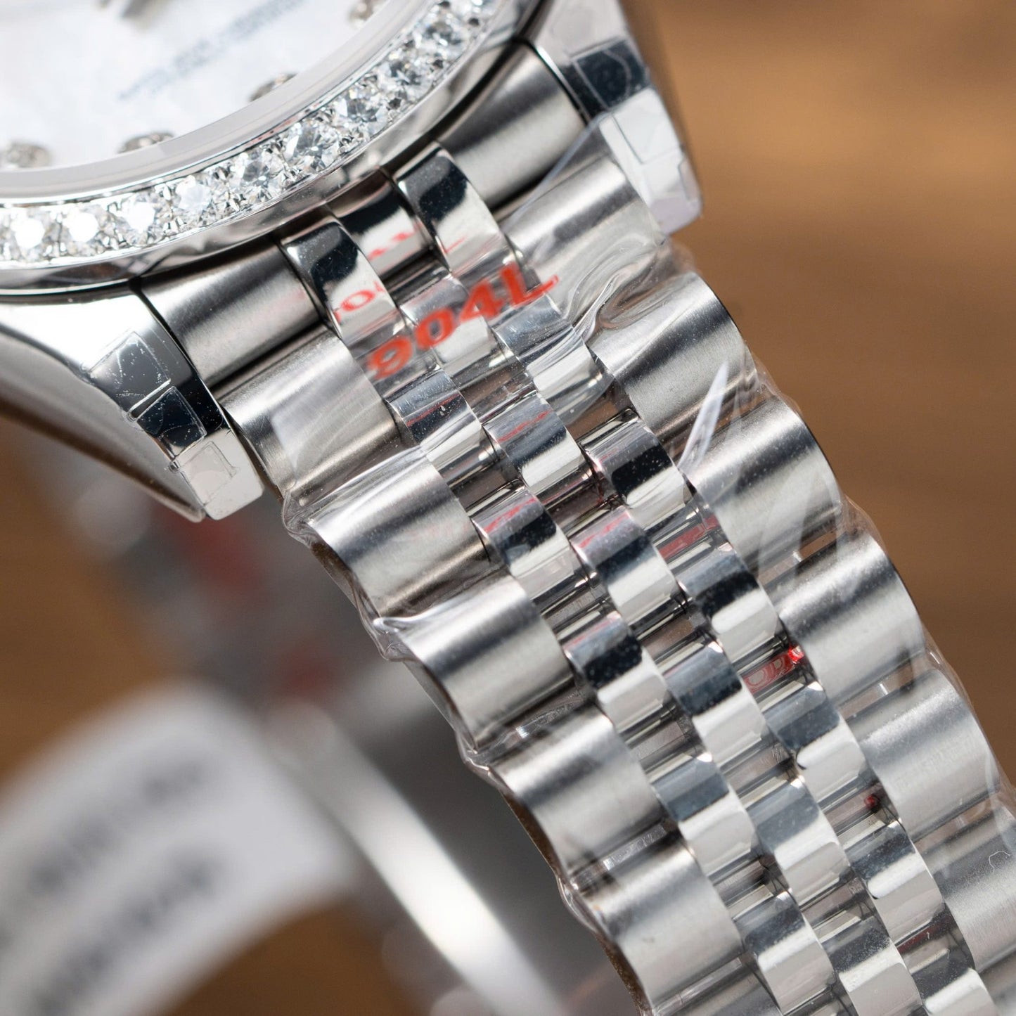 Rolex DateJust Replica Watch Mother Of Pearl Dial With Moissanite Bezel 31mm Clone
