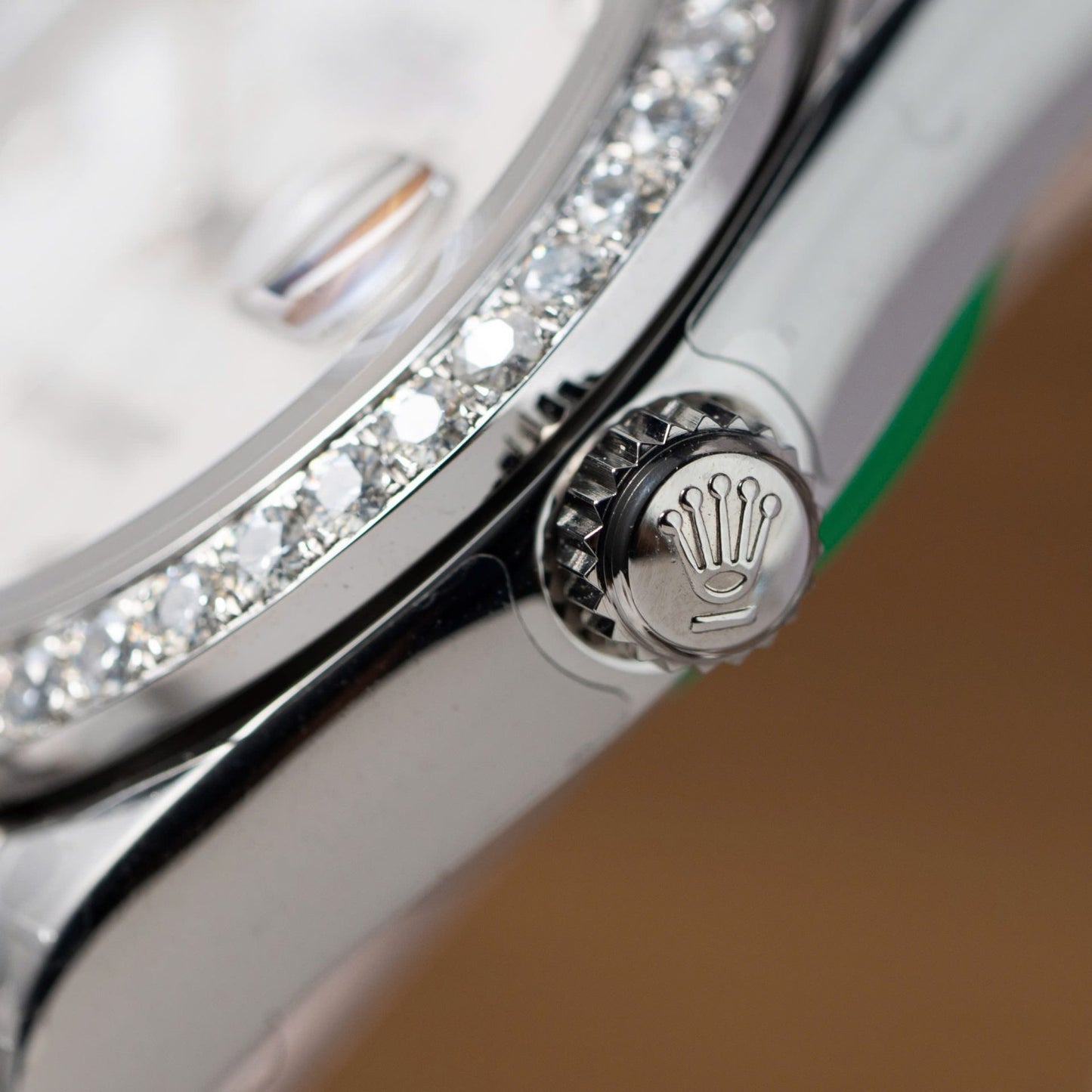 Rolex DateJust Replica Watch Mother Of Pearl Dial With Moissanite Bezel 31mm Clone