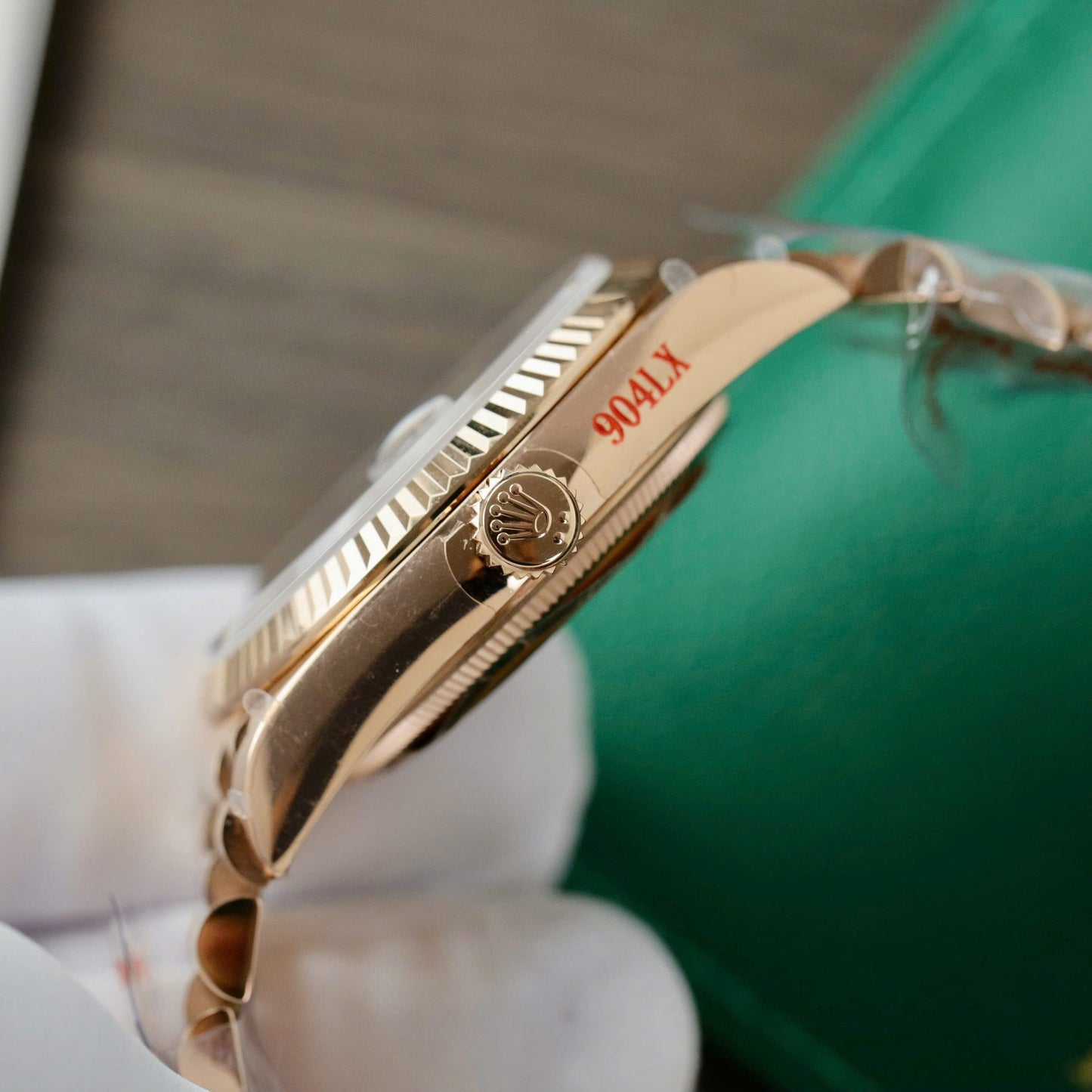 Rolex Day-Date 128235 Replica Watch Dial Chocolate QF Factory 36mm