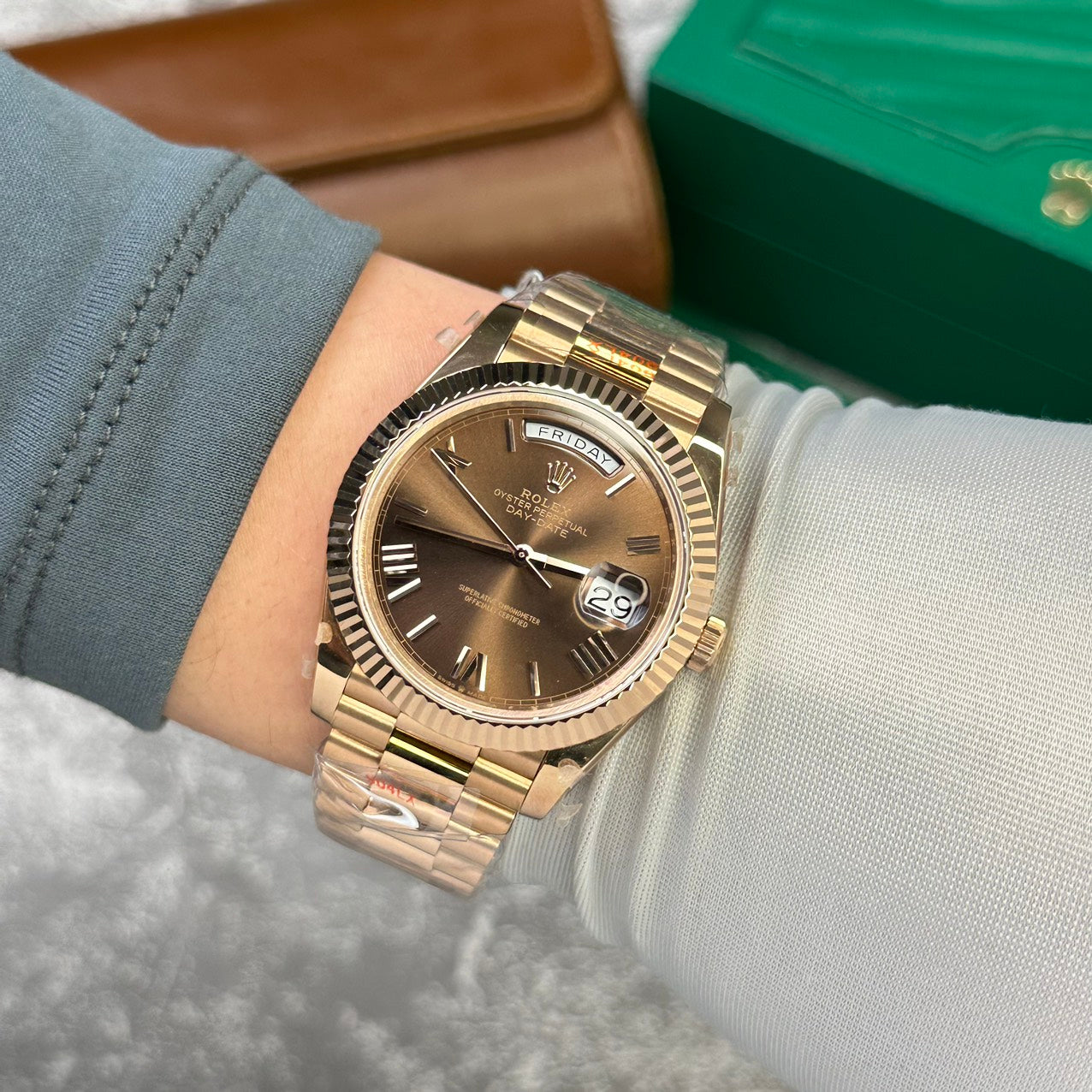 Rolex Day-Date 228235 Rose Gold Chocolate Dial Replica Watch V2 GM Factory 40mm