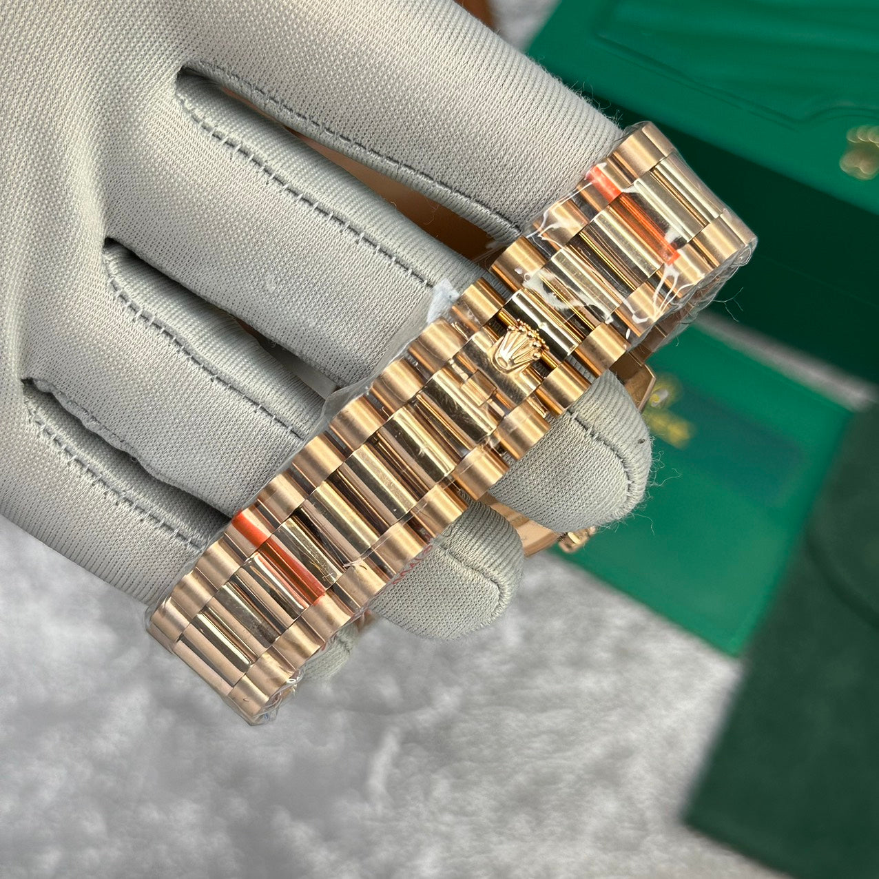 Rolex Day-Date 228235 Rose Gold Chocolate Dial Replica Watch V2 GM Factory 40mm