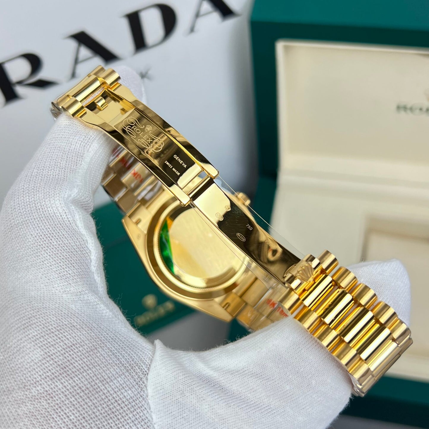 Rolex Day-Date Replica Watch 18K Gold Wrapped Black Dial With Diamond Bezel GM V2 40mm