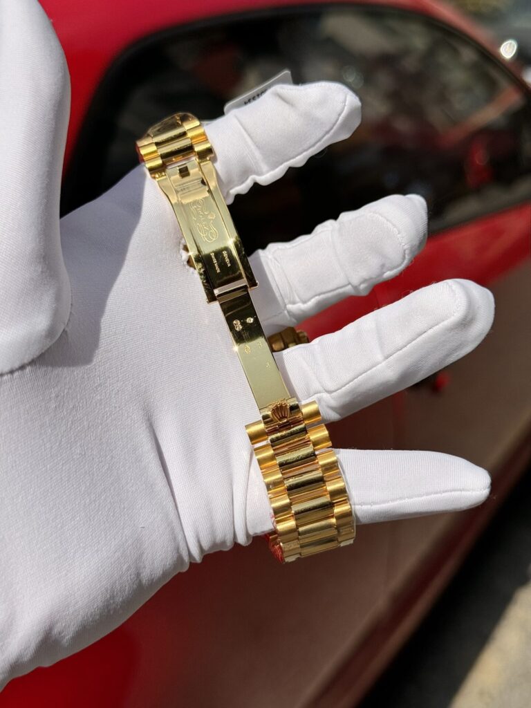 Rolex Day-Date Solid Gold Wrapped Replica Watch With Moissanite 40mm Clone