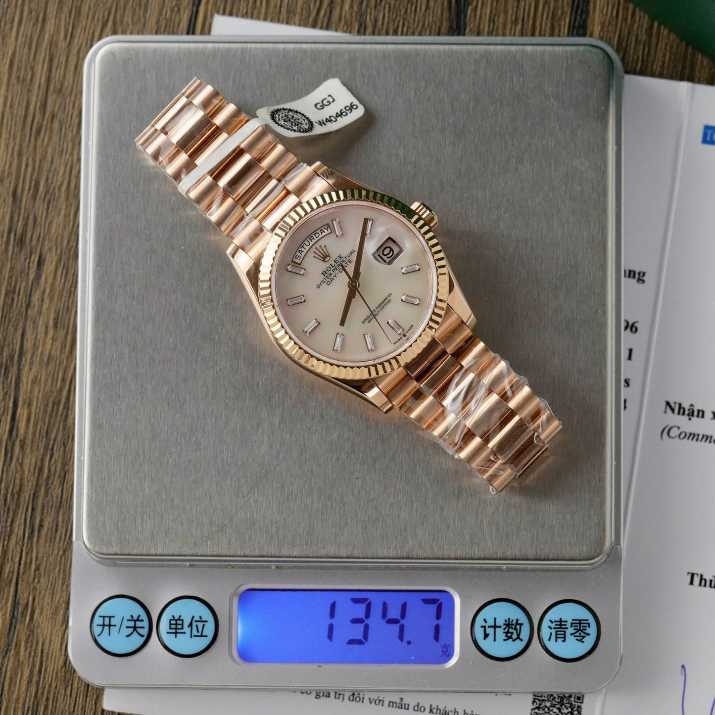 Rolex Day-Date Dial Mother Of Pearl Best Replica Watch Custom Gold Wrapped Clean Factory 36mm