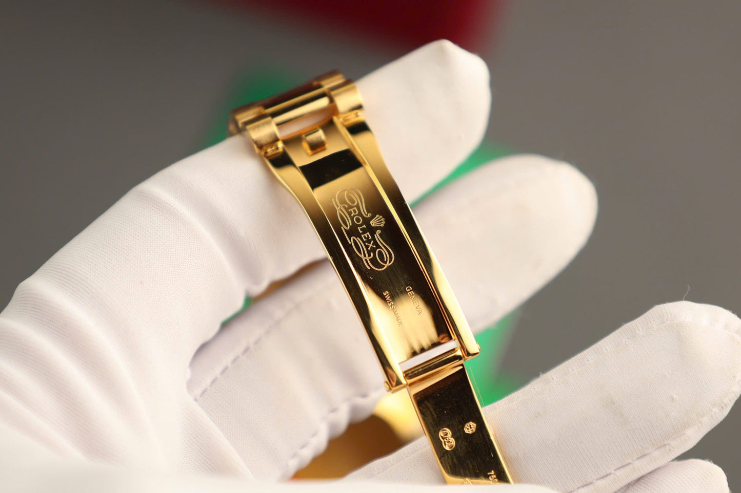 Rolex Day-Date Replica Watch Dial Mother Of Pearl Custom Gold Wrapped 36mm Clone