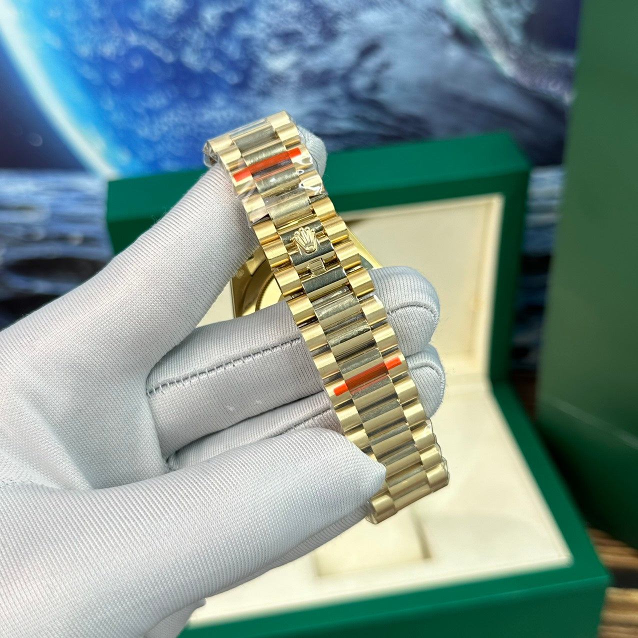 Rolex Day-Date Mother-Of-Pearl Dial With Diamonds BP Factory 40mm