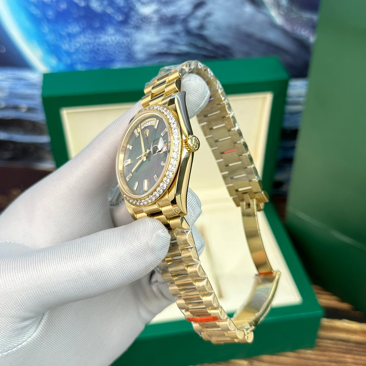 Rolex Day-Date Mother-Of-Pearl Dial With Diamonds BP Factory 40mm