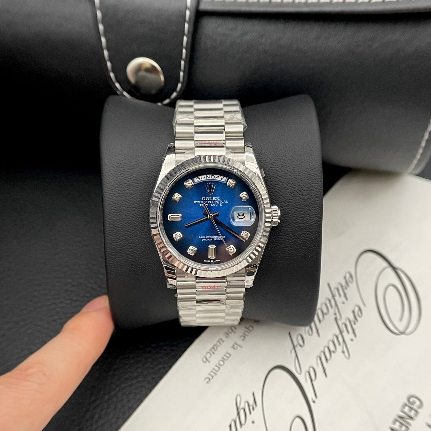 Rolex Day-Date Replica Watch Blue Dial Oyster Strap EW Factory 36mm