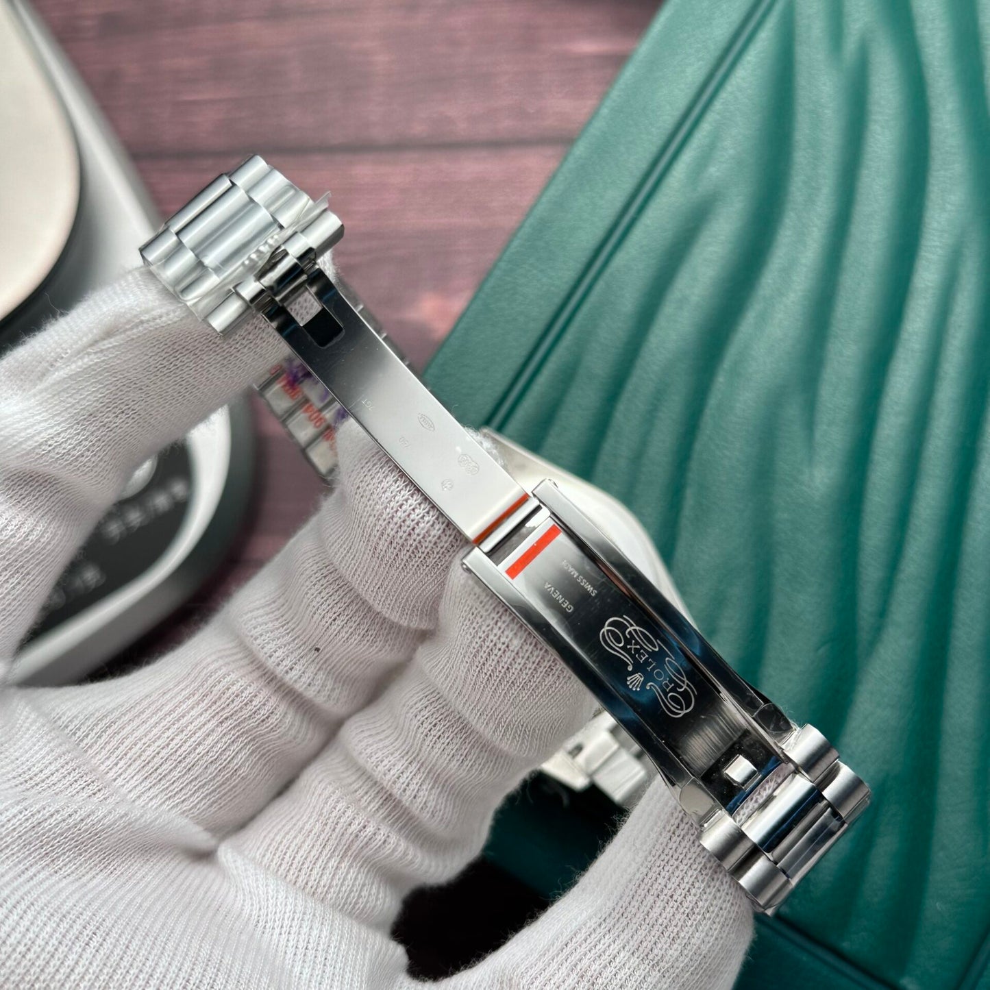 Rolex Day-Date 228236 Replica Watch Refine Green Dial GM V2 40mm