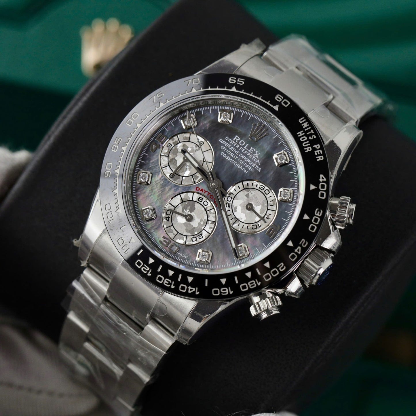 Rolex Daytona Replica Watch Dial Mother Of Pearl Custom Moissanite Diamonds 40mm Clone