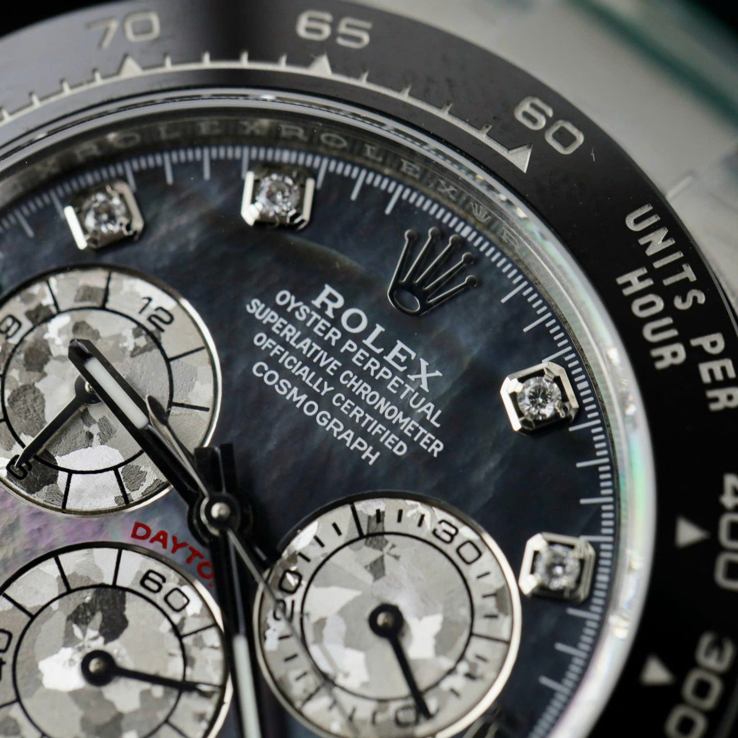 Rolex Daytona Replica Watch Dial Mother Of Pearl Custom Moissanite Diamonds 40mm Clone