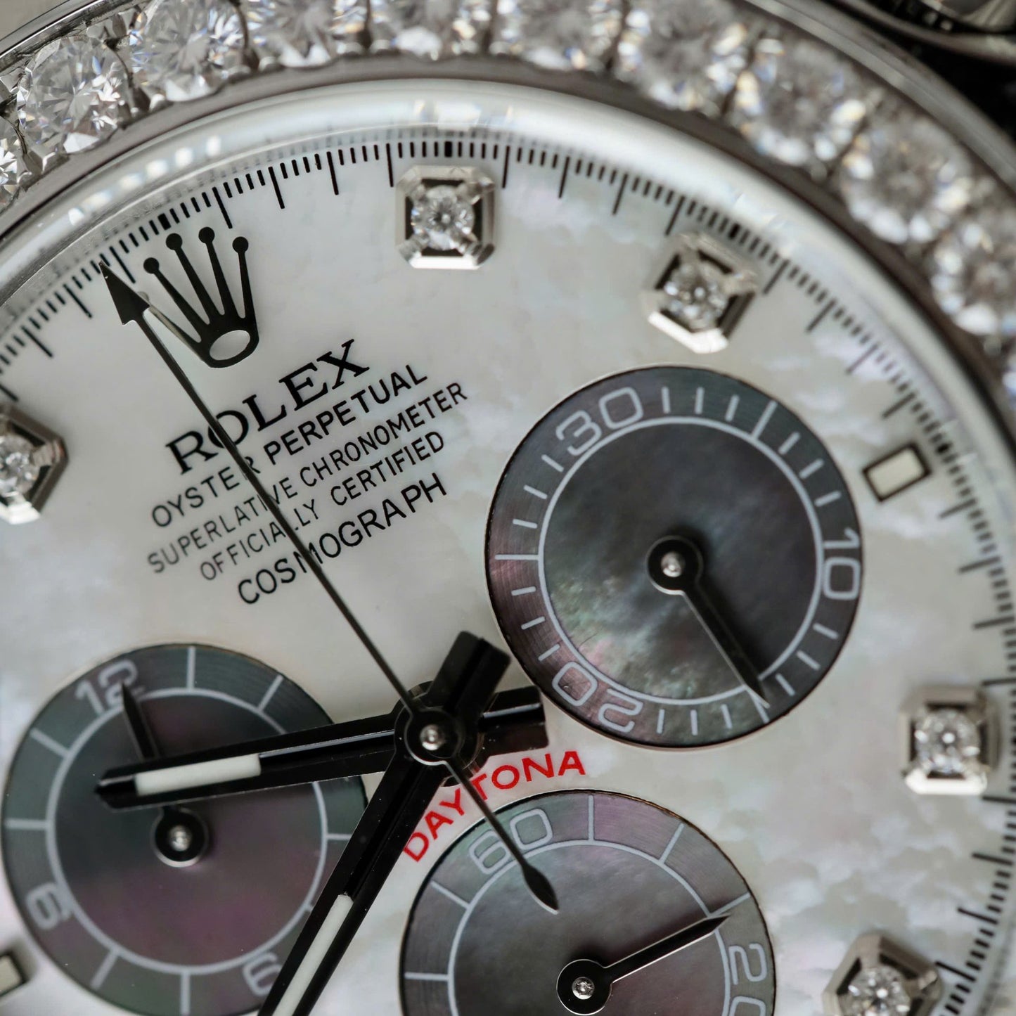 Rolex Daytona Dial MOP Replica Watch Number Pile Custom 40mm
