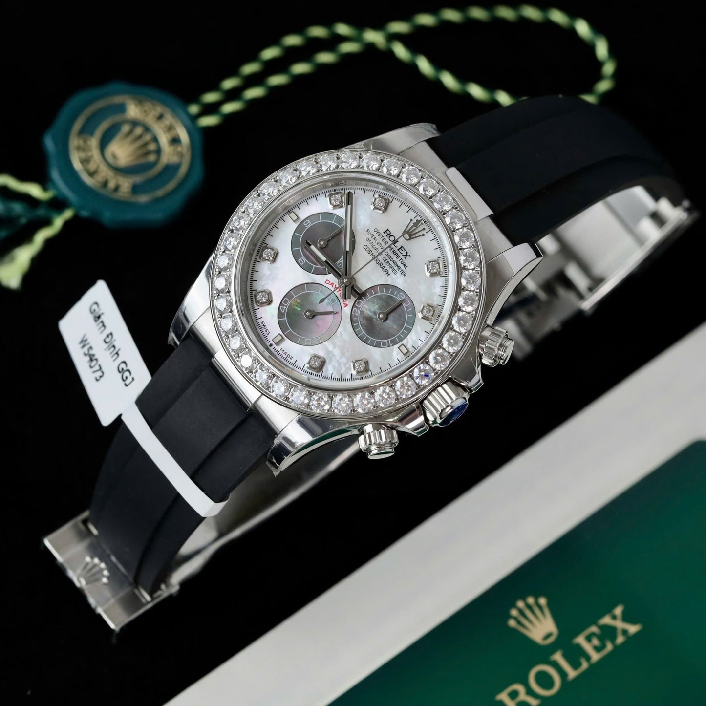 Rolex Daytona Dial MOP Replica Watch Number Pile Custom 40mm