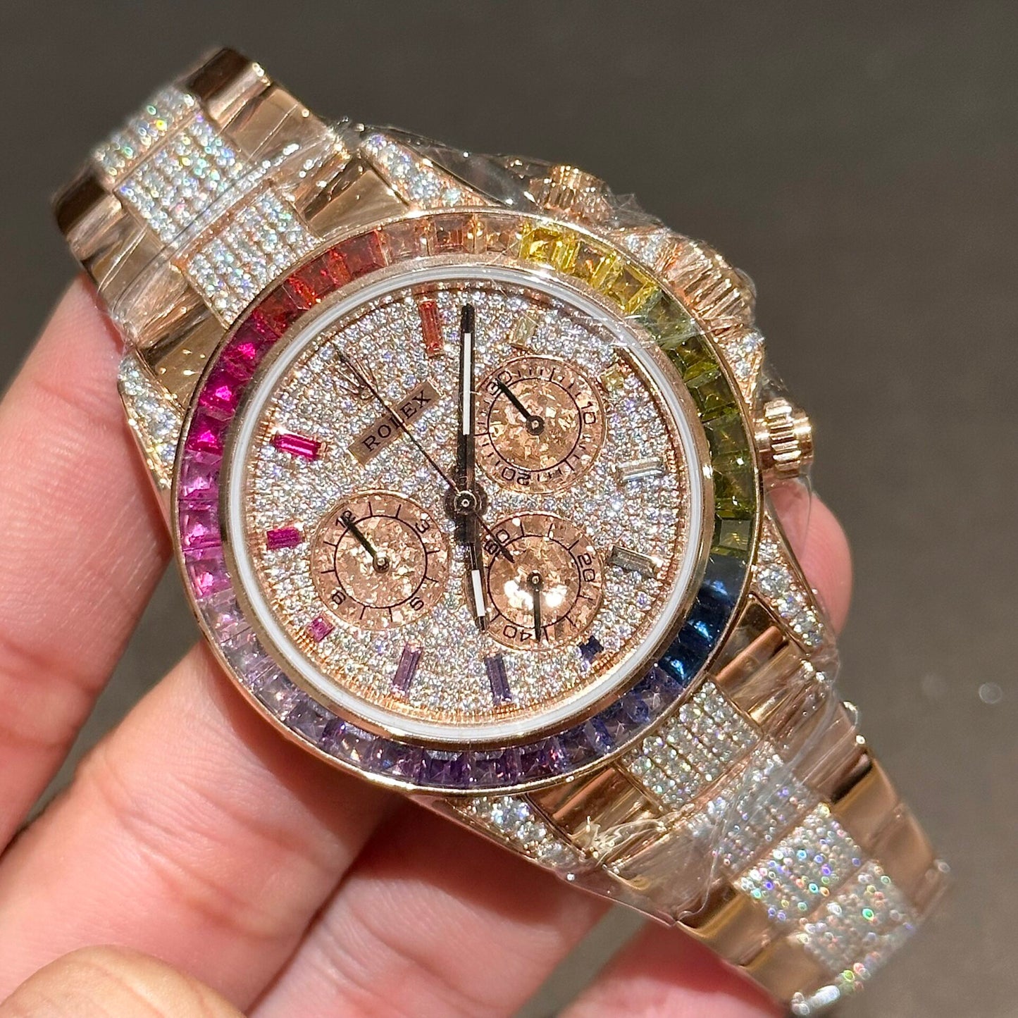 Rolex Daytona Rainbow Replica Watch Gold Wrapped With Moissanite Diamonds 40mm Clone