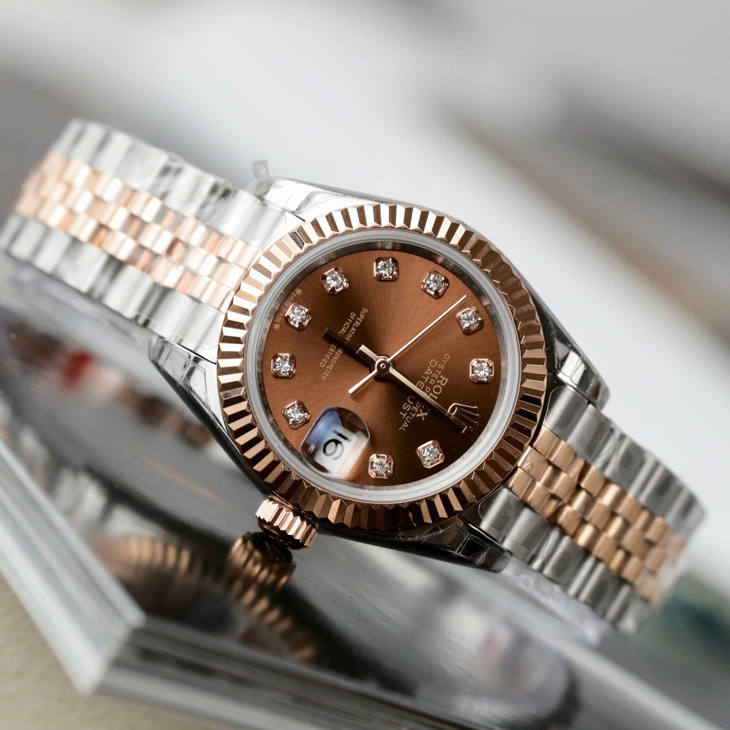 Rolex Lady-DateJust Women Replica Watch Chocolate Dial Jubilee Strap 28mm Clone