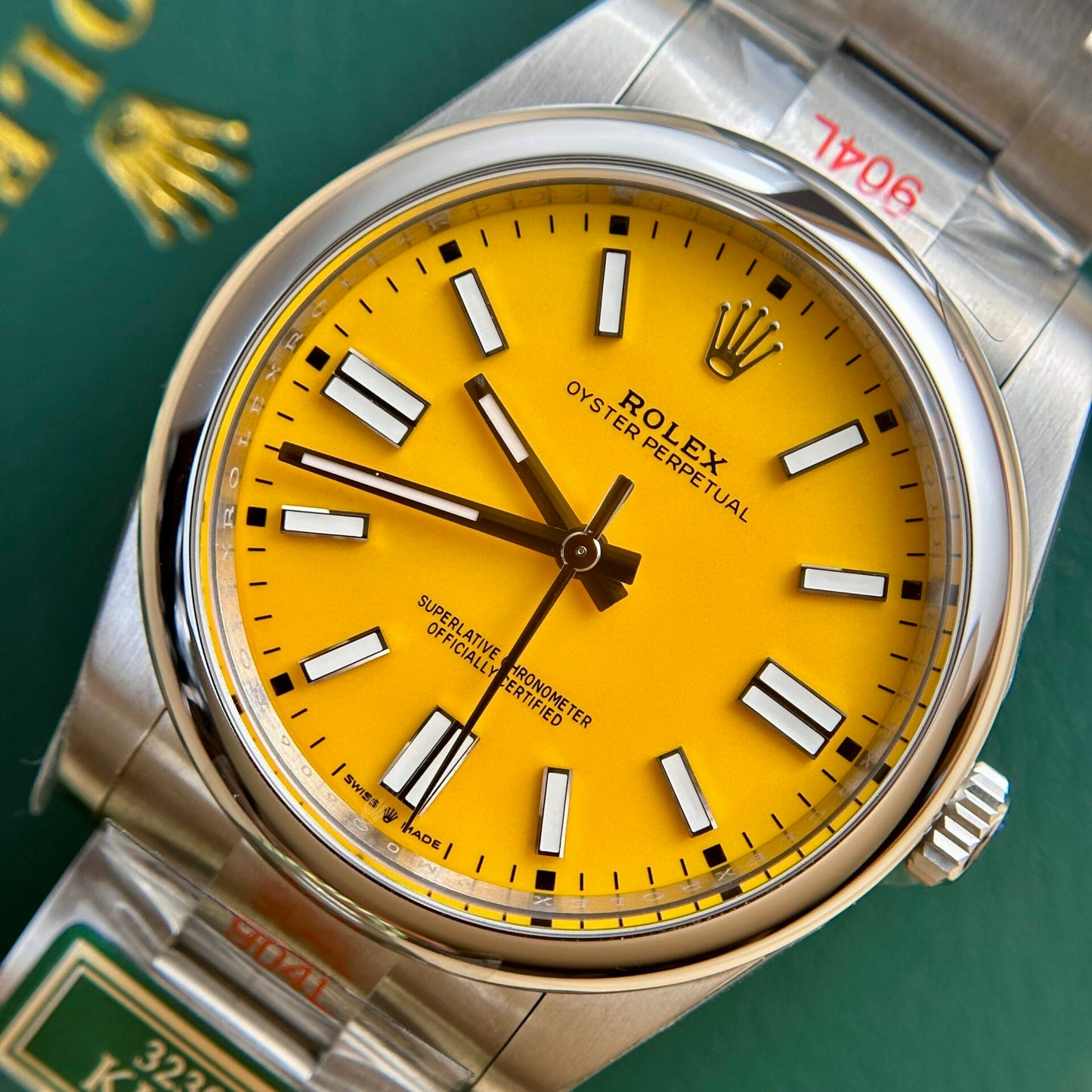 Rolex Oyster Perpetual 124300 Yellow Dial Replica Watch King Factory 41mm