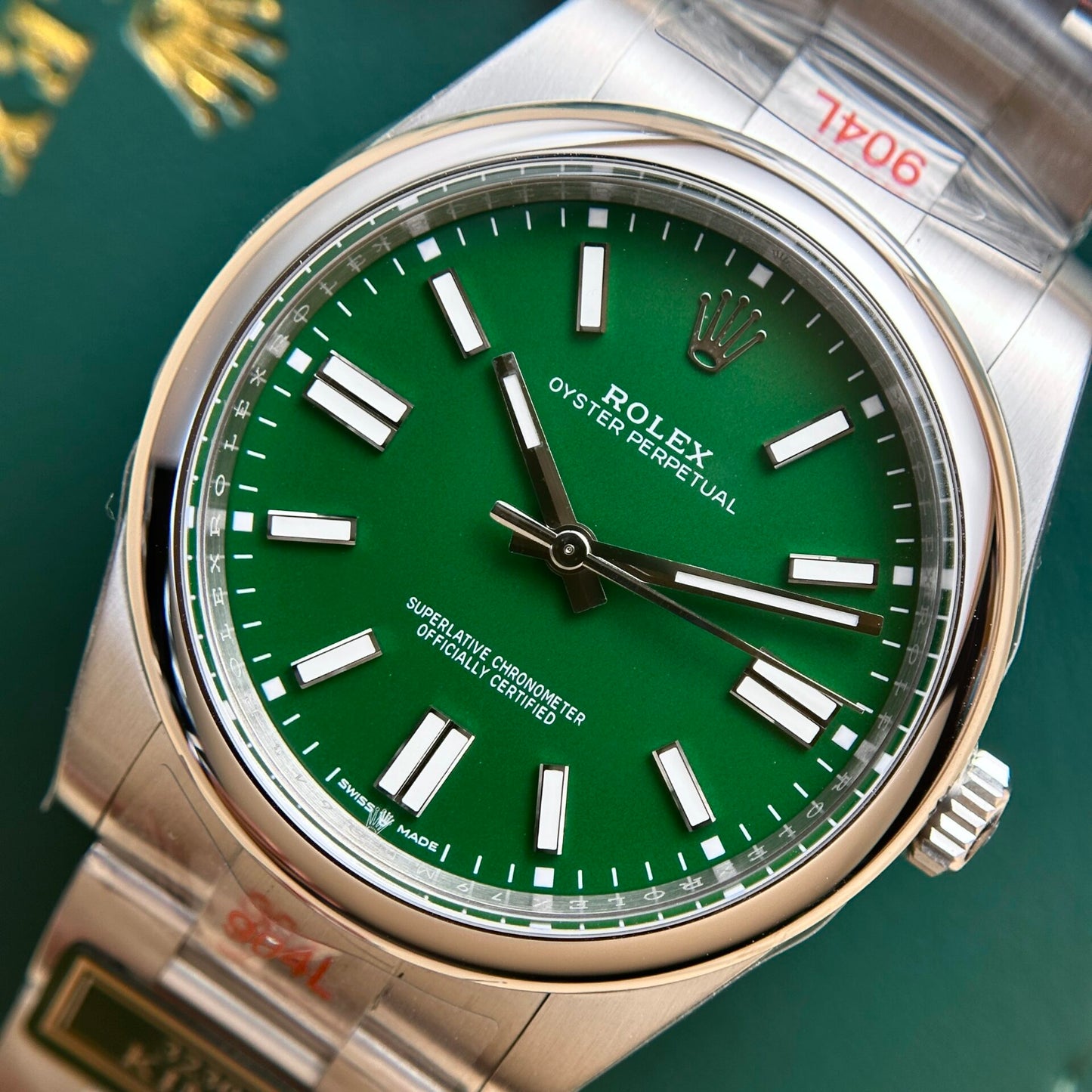 Rolex Oyster Perpetual 124300 Green Dial Replica Watch King Factory 41mm