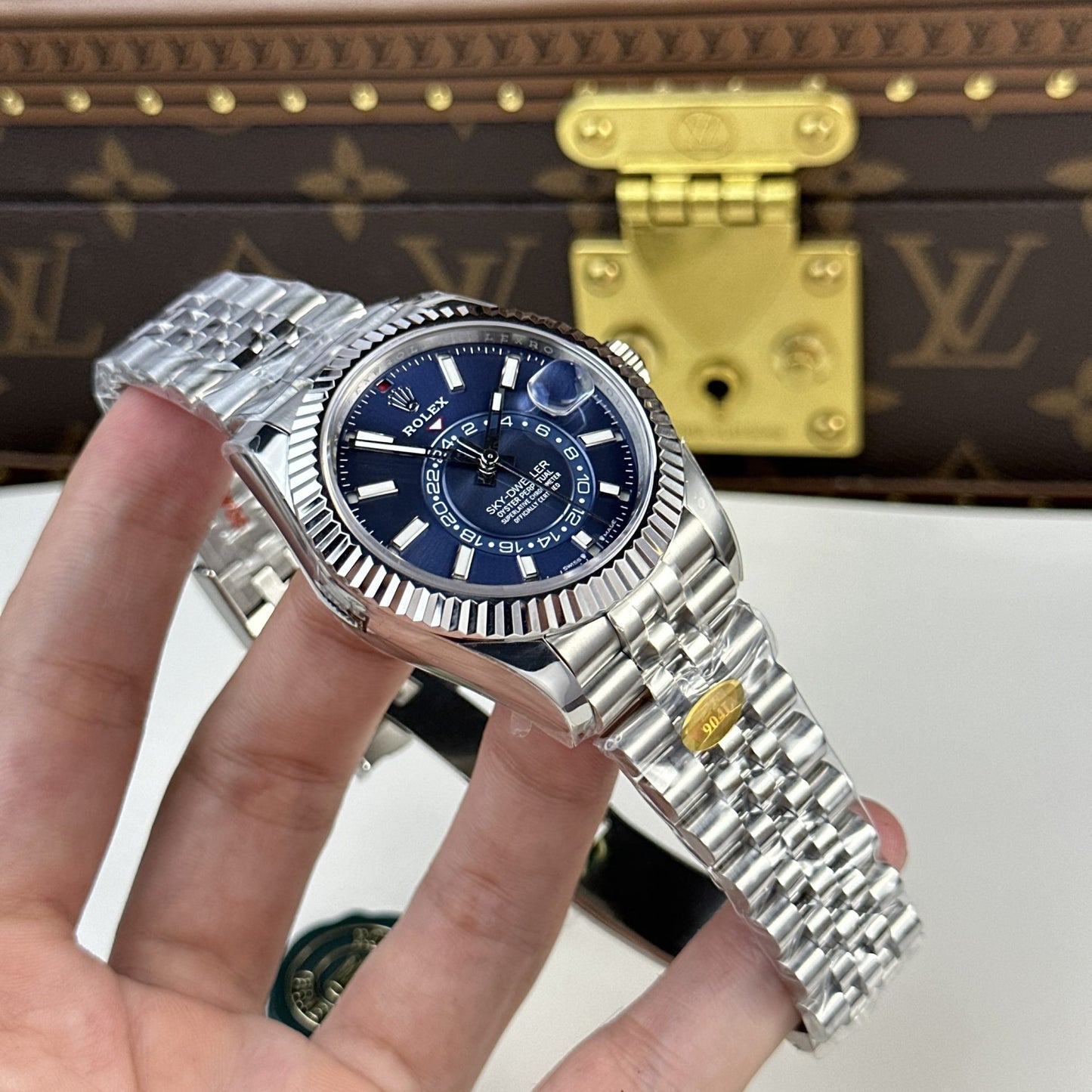 Rolex Sky-Dweller 42mm Replica – Blue Dial – Jubilee Strap – 326934 Clone