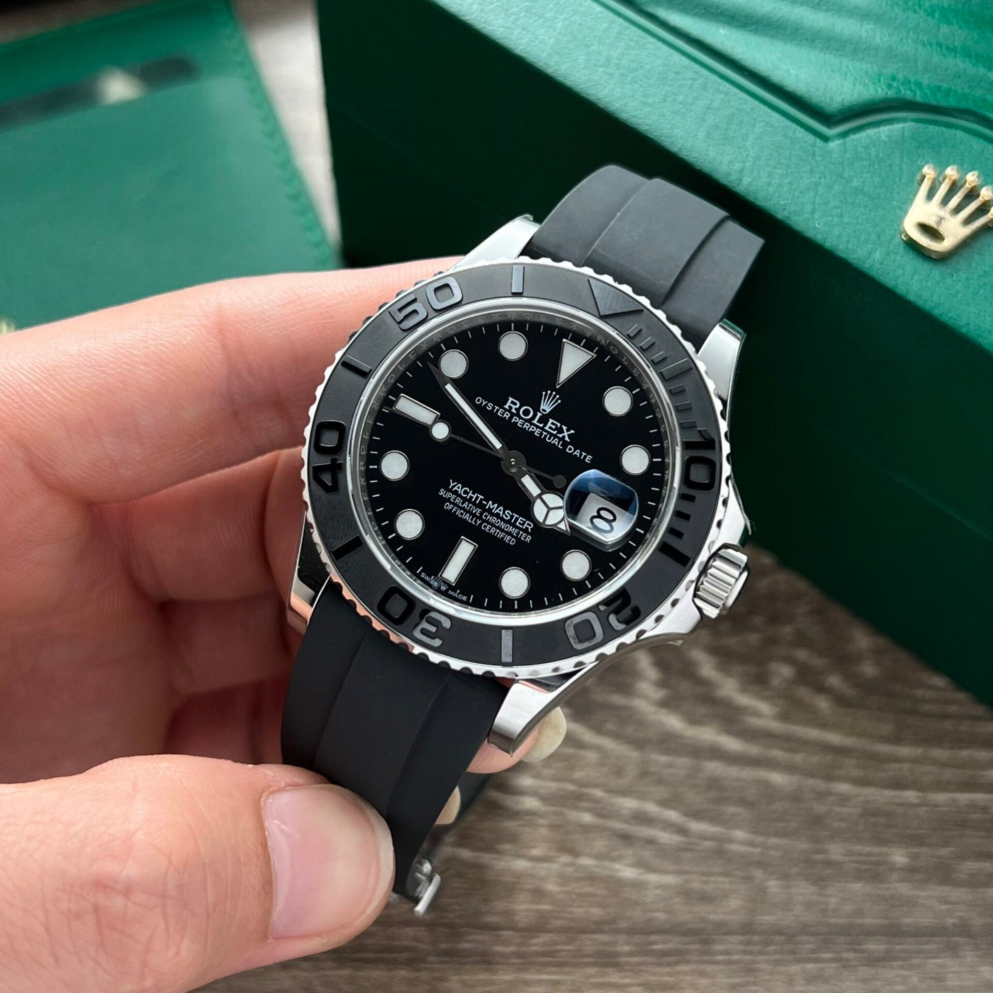 Rolex Yacht-Master Black Dial Rubber Strap EW Factory 40mm