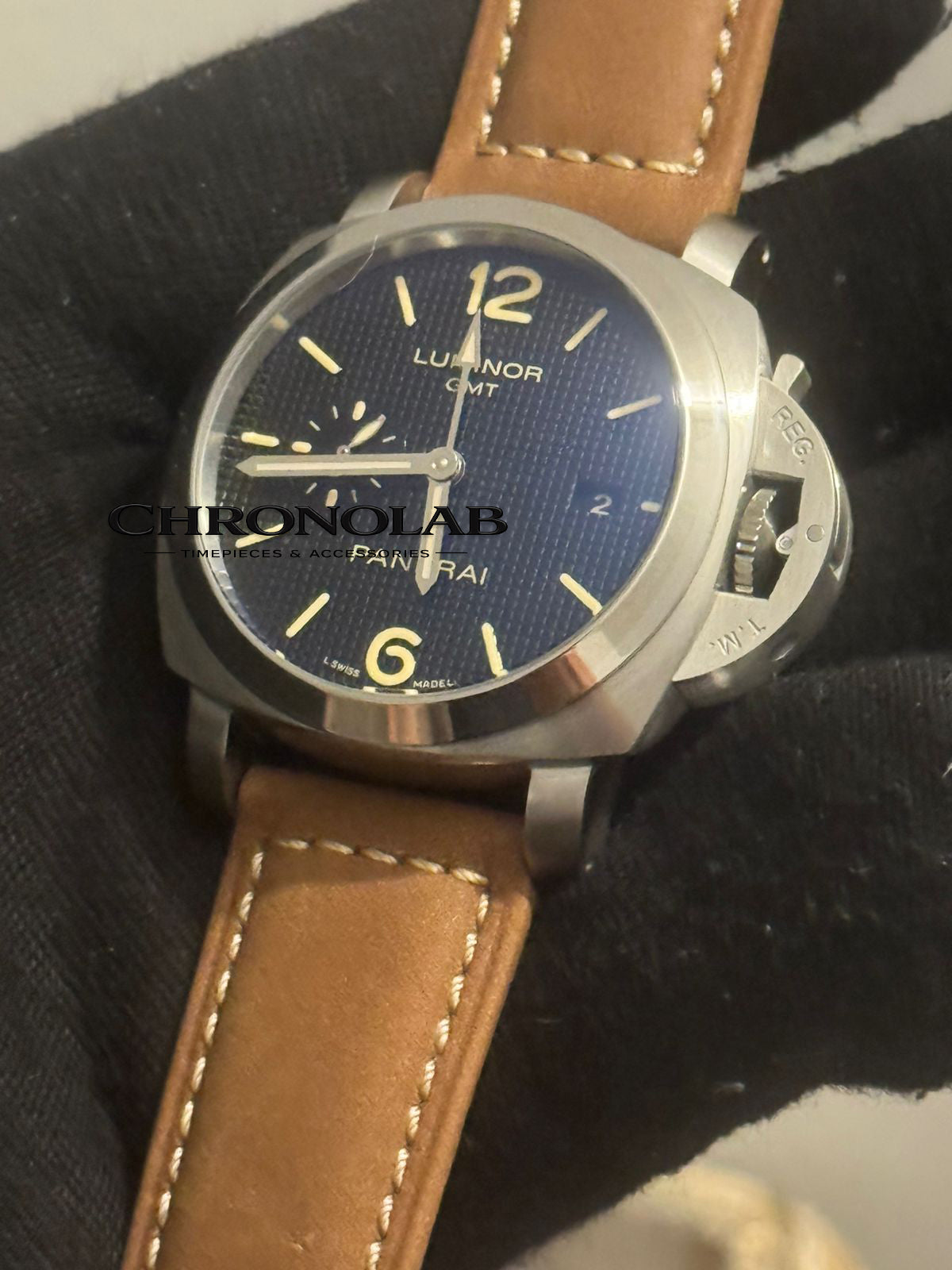Panerai Luminor GMT PAM00320 44mm men’s automatic Swiss watch