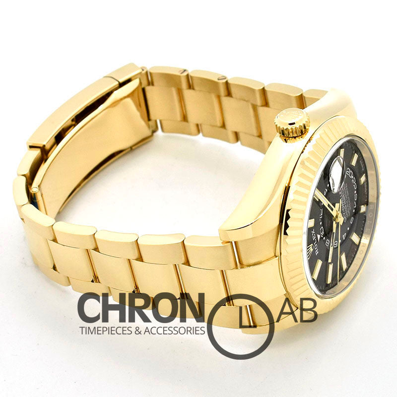 Sky-Dweller 336938 Yellow Gold Black Dial Oyster Bracelet