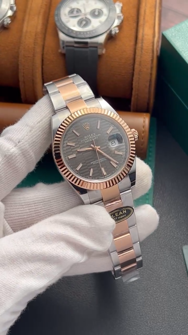 Rolex DateJust 126331 Replica Gray Dial Oyster Strap Clean Factory 41mm