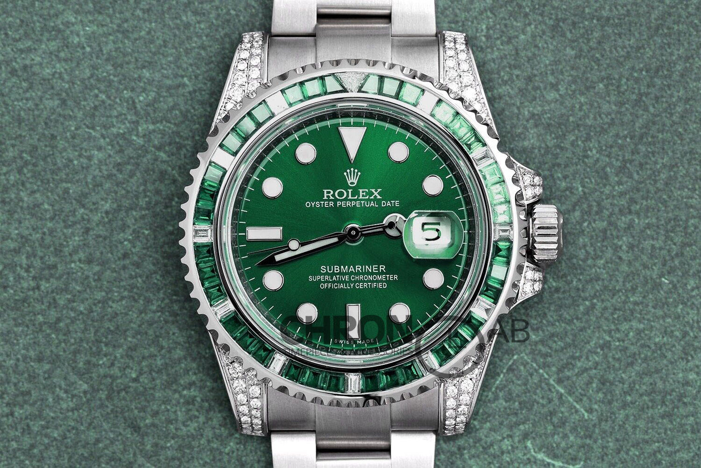 Submariner Date 116610LN Green Dial With Diamond Lugs And Bezel