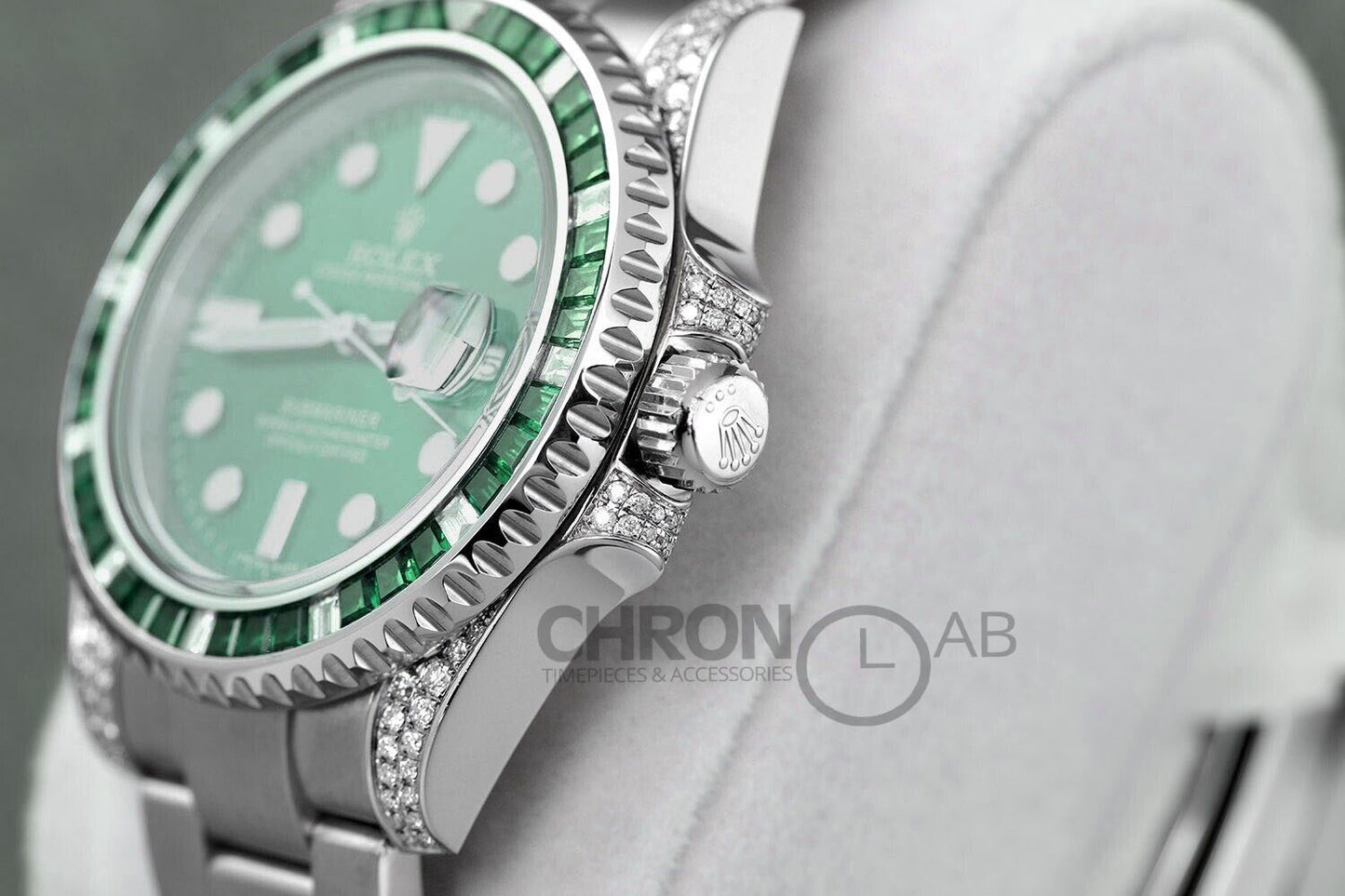 Submariner Date 116610LN Green Dial With Diamond Lugs And Bezel