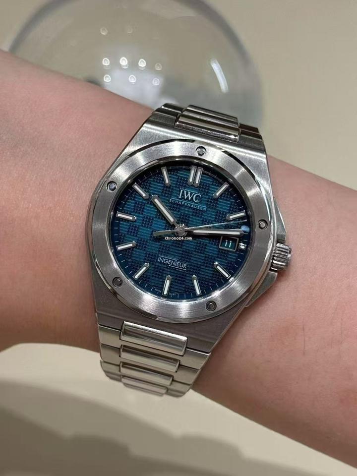 IWC Ingenieur Automatic IW328907 Blue Dial 40mm
