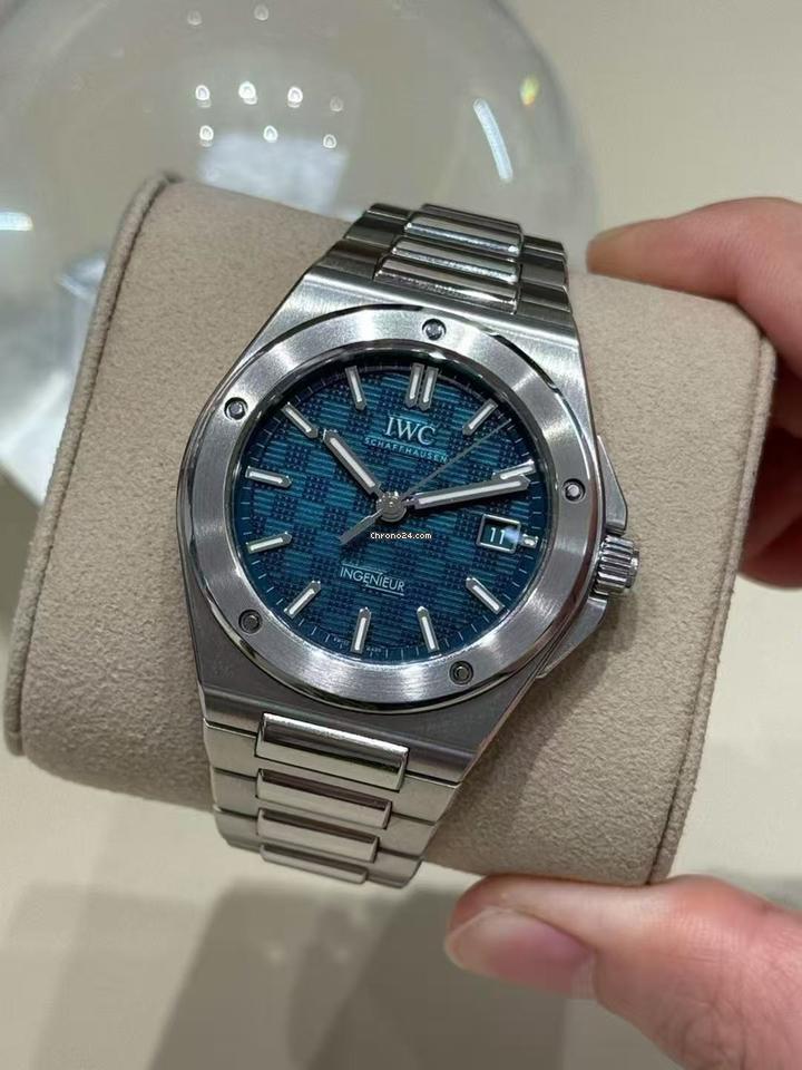 IWC Ingenieur Automatic IW328907 Blue Dial 40mm