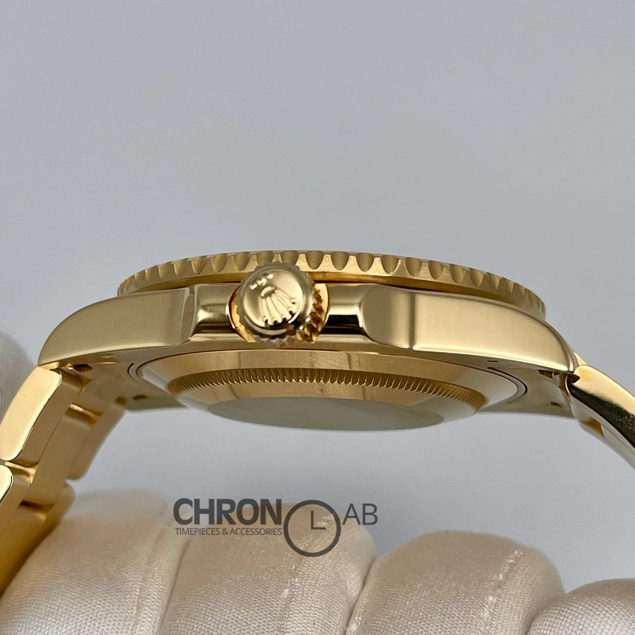 Submariner 116618LB Black Ceramic in Gold