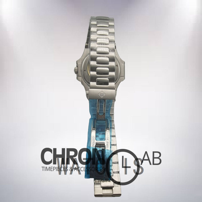 Nautilus Men's 5726/1A-014 40mm Bracelet Automatic