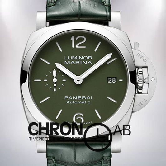 Marina Men's PAM01304 44mm Silver-tone Automatic