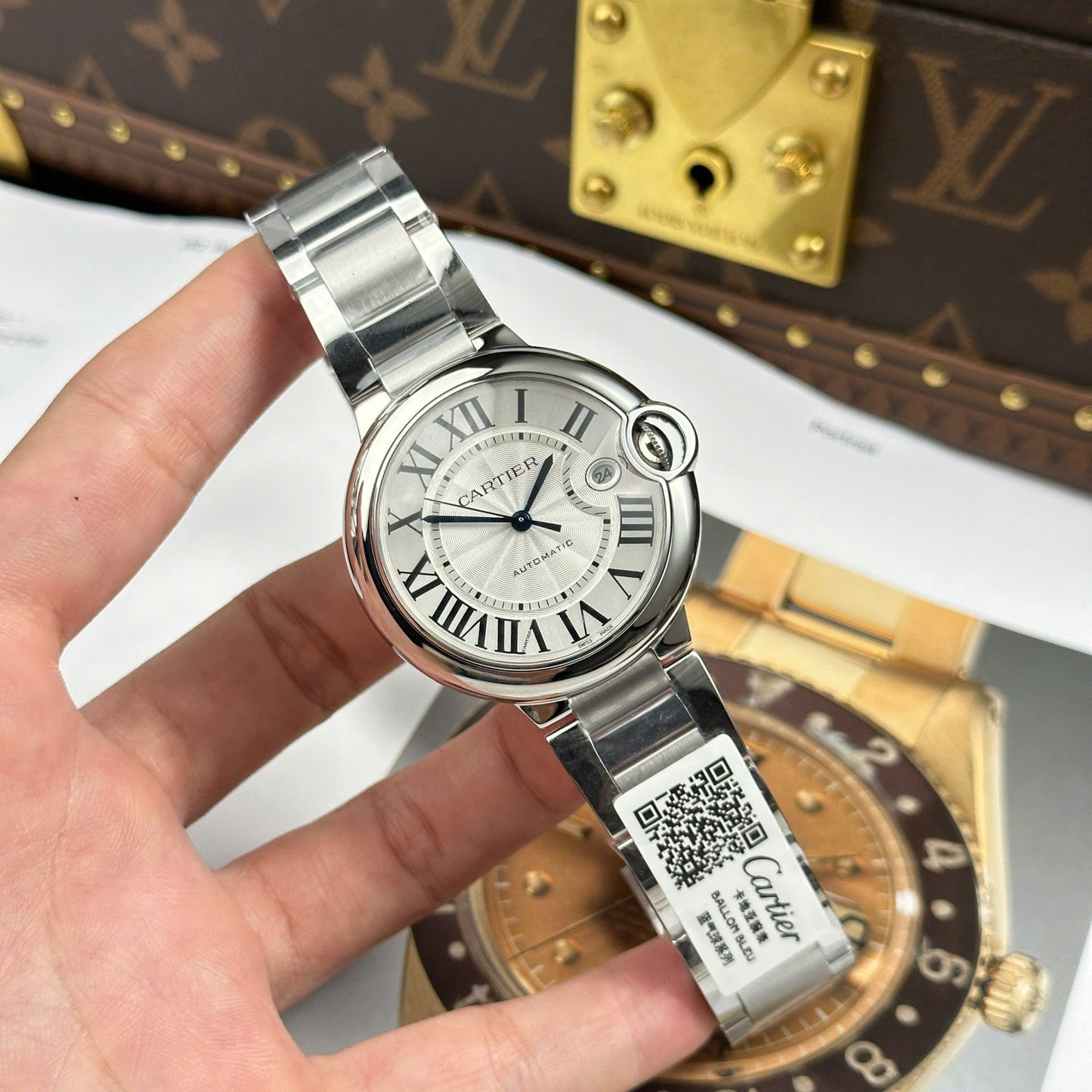 Cartier Ballon Bleu Replica Watch White Dial Metal Wire AF Factory 40mm