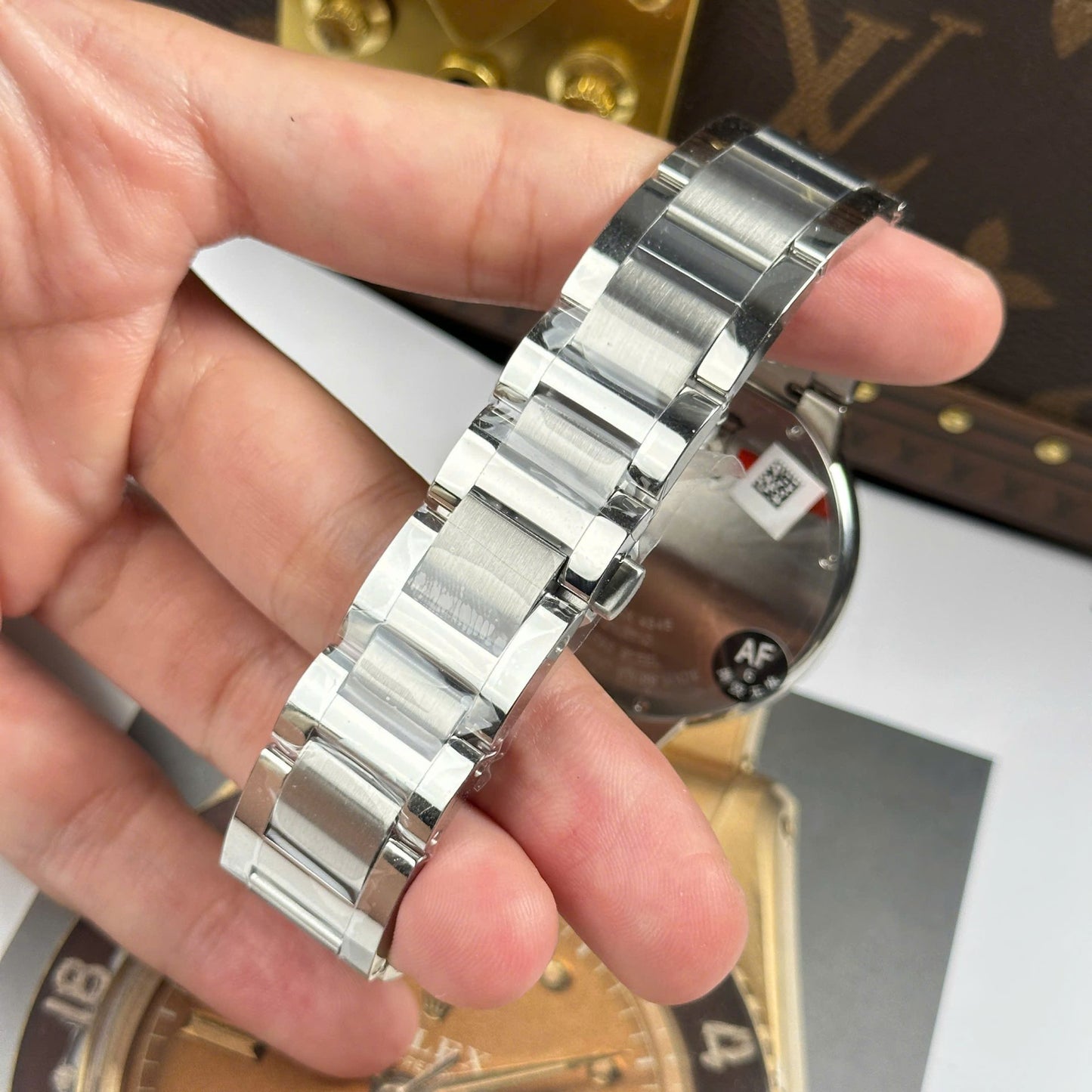 Cartier Ballon Bleu Replica Watch White Dial Metal Wire AF Factory 40mm