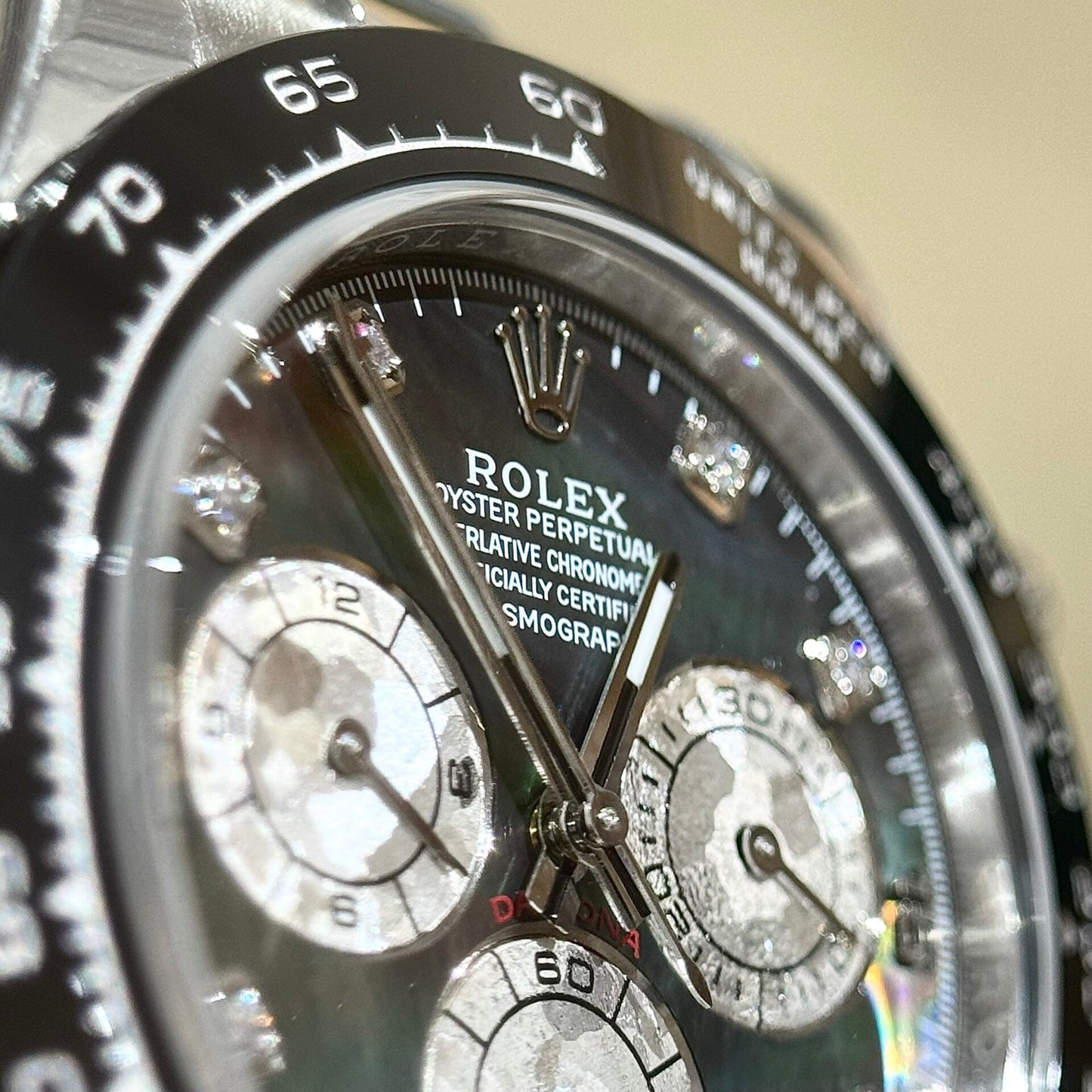 Rolex Replica Watches Daytona Mother Of Pearl And Moissanite Diamonds Dial 40mm Clone